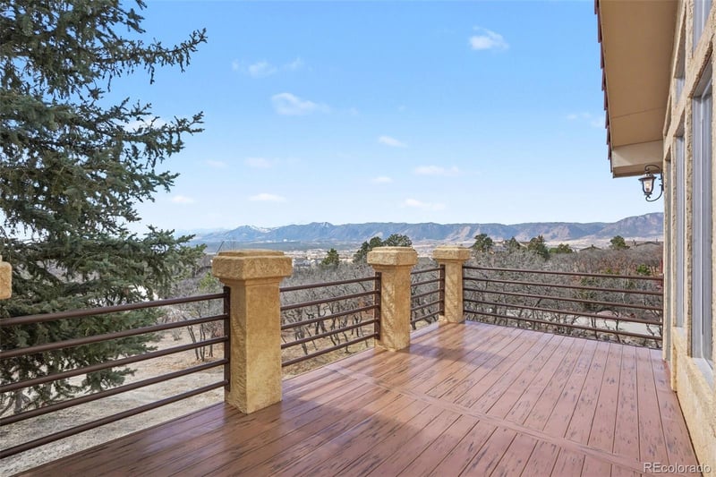 390 Scrub Oak Cir, Monument, CO 80132