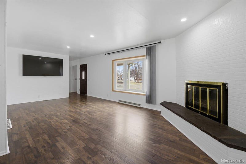 308 5th St, Dacono, CO 80514