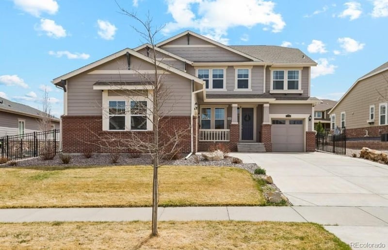 27790 E Links Pl, Aurora, CO 80016