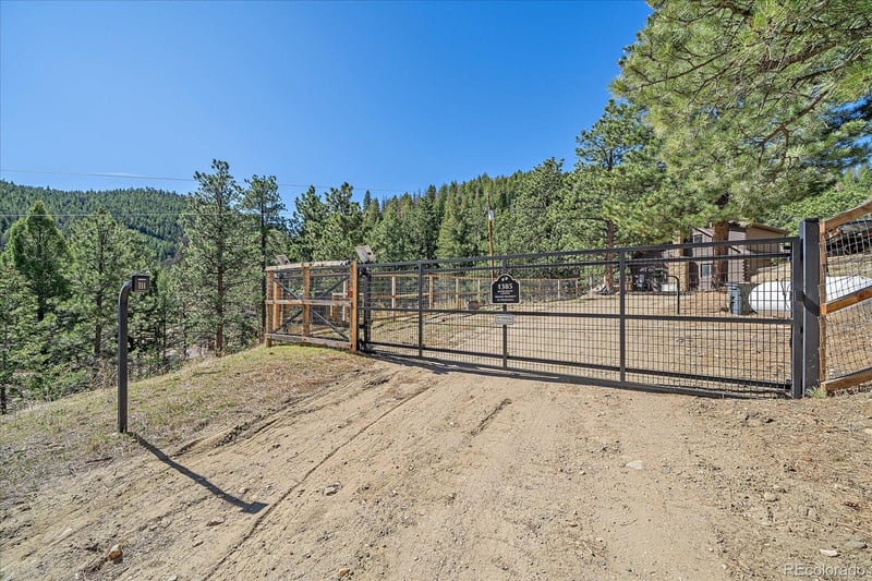 1385 Beaver Brook Canyon Rd, Evergreen, CO 80439