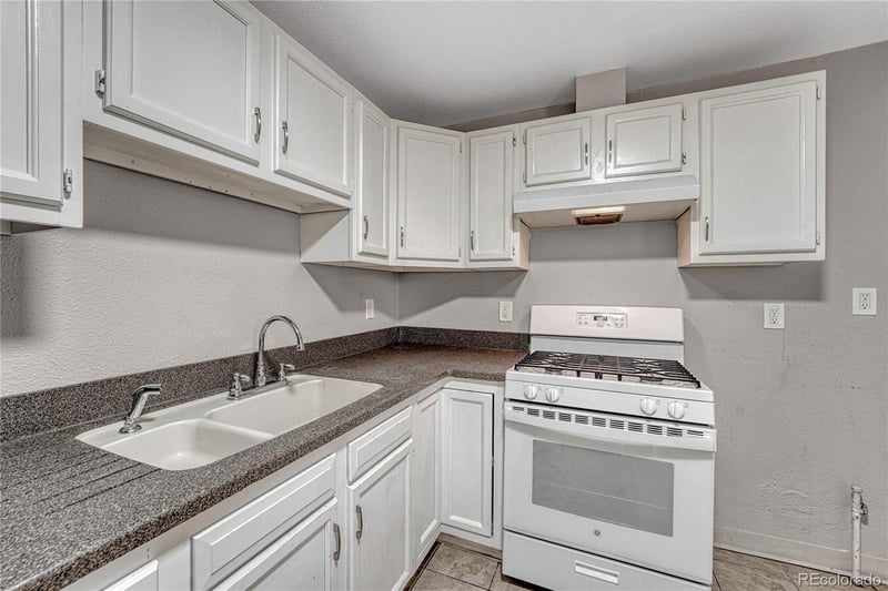 1158 S Navajo St, Denver, CO 80223