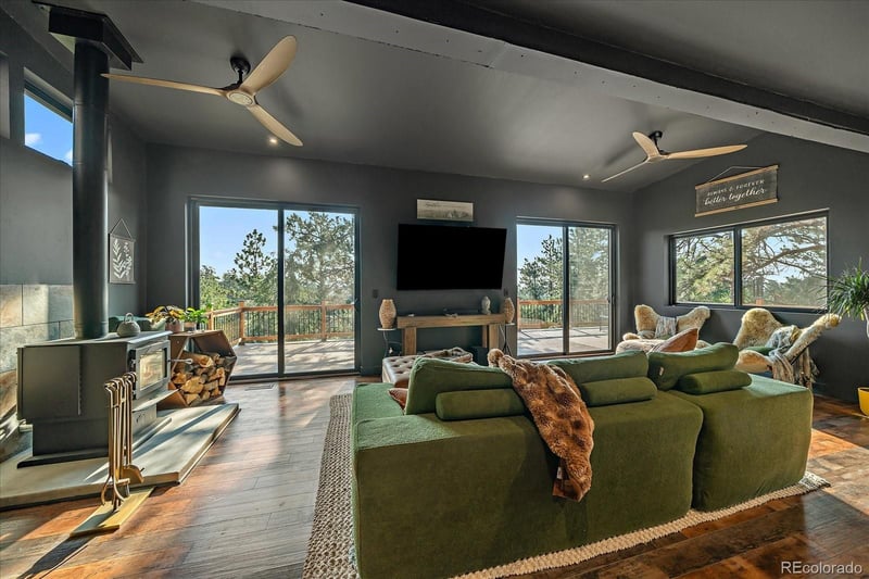 186 Bunny Rd, Bailey, CO 80421