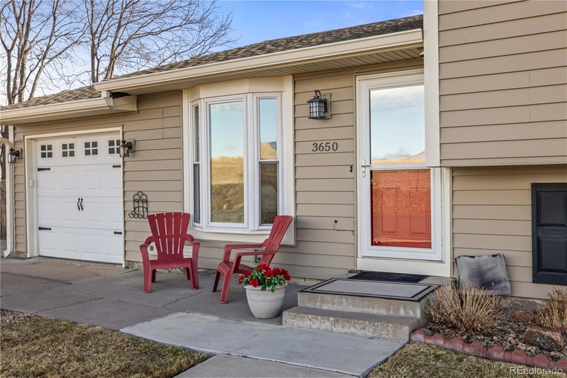 3650 S Oak St, Denver, CO 80235