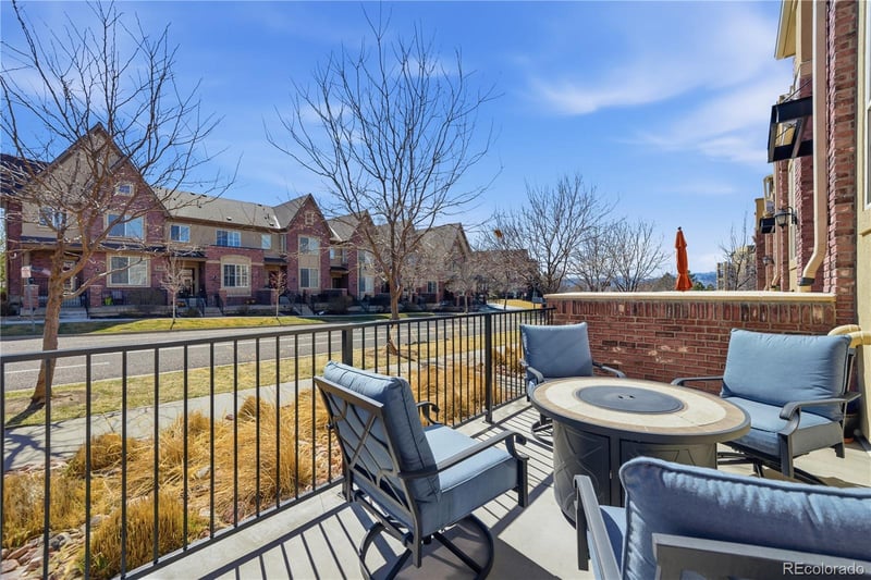 950 Elmhurst Dr #C, Highlands Ranch, CO 80129