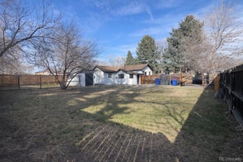 865 Brentwood St, Lakewood, CO 80214