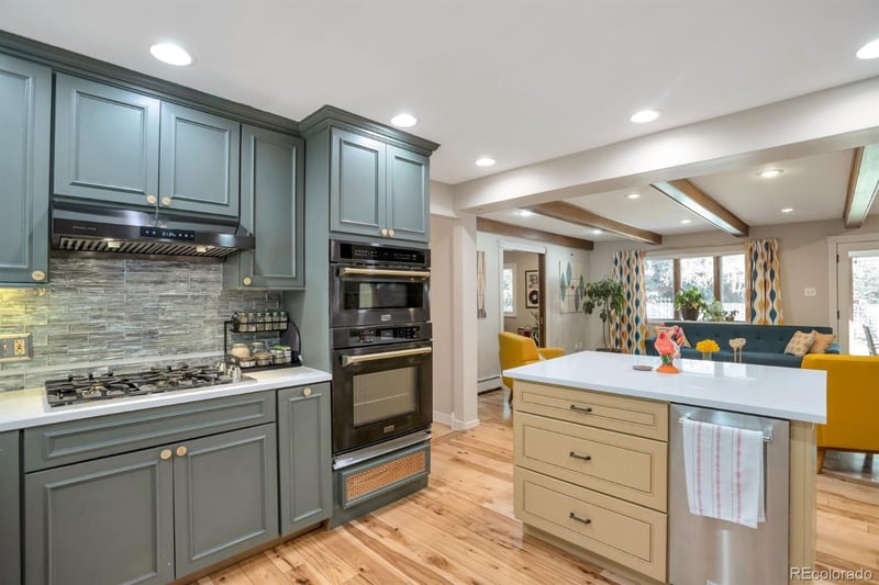 5401 Lakeridge Rd, Lakewood, CO 80227