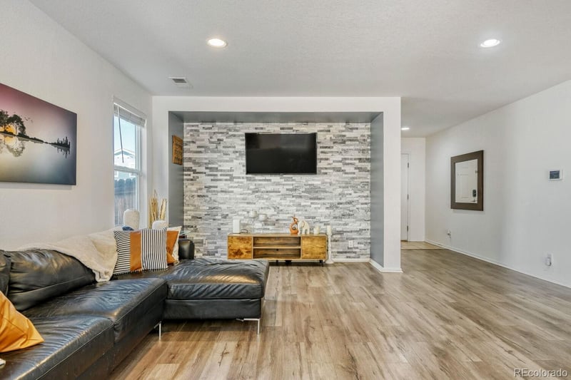 15686 Randolph Pl, Denver, CO 80239