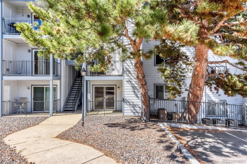 13095 Cedar Dr #106, Lakewood, CO 80228