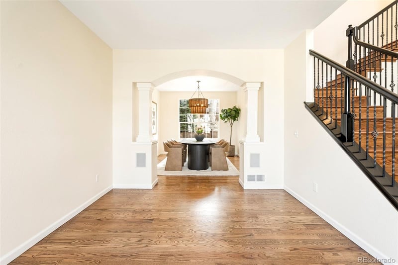 9404 Arbor Dr, Englewood, CO 80111