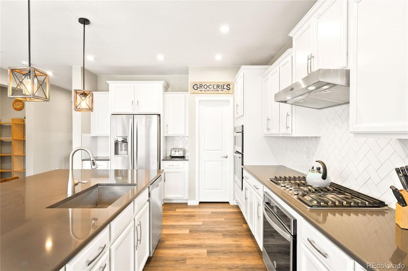 23930 Minnow Dr, Aurora, CO 80016