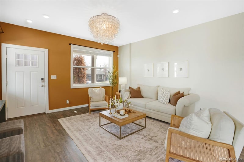 1777 Alton St, Aurora, CO 80010