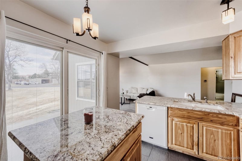 2621 Xanadu Way #B, Aurora, CO 80014