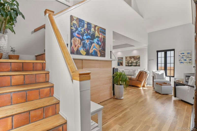 805 Corona St, Colorado Springs, CO 80903