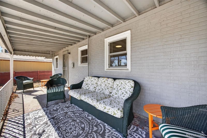 2565 Pierce St, Lakewood, CO 80214