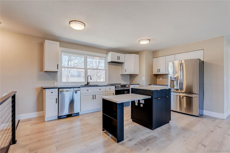 9418 Lou Dr, Thornton, CO 80260