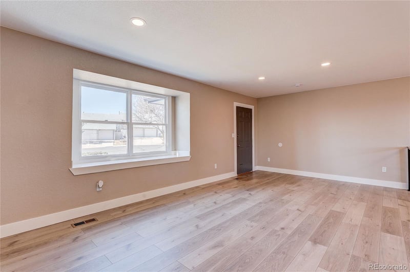 9418 Lou Dr, Thornton, CO 80260