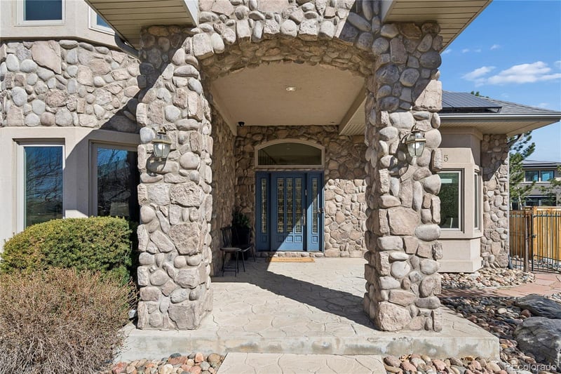 6915 Bayaud Ave, Denver, CO 80230