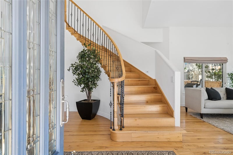 6915 Bayaud Ave, Denver, CO 80230