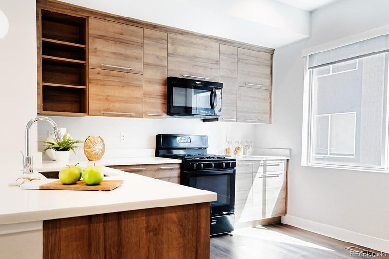 5532 10th Pl, Lakewood, CO 80214