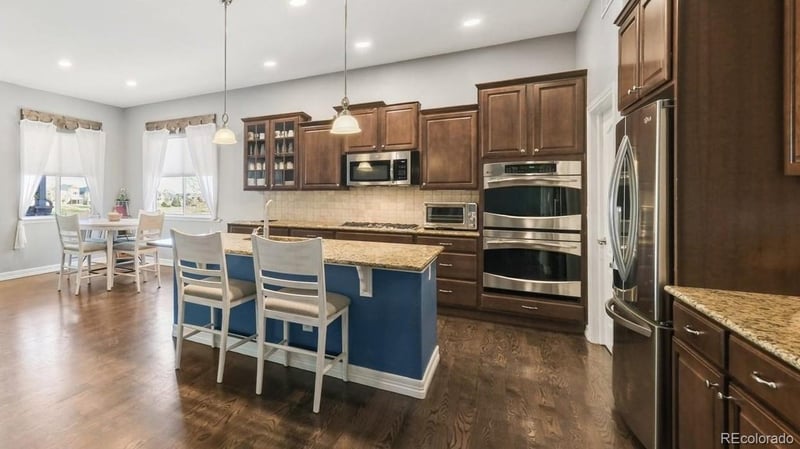 8169 Blackstone Pw, Aurora, CO 80016