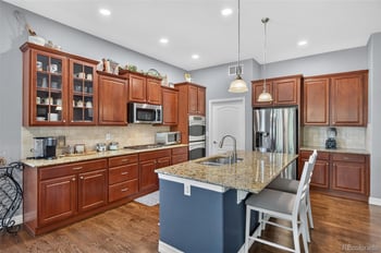 8169 S Blackstone Pw, Aurora, CO 80016