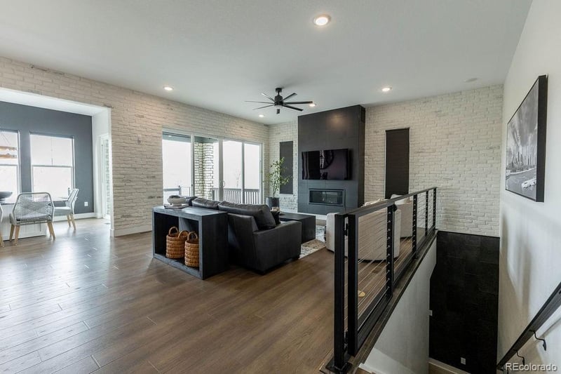 8677 Big Thompson St, Littleton, CO 80125