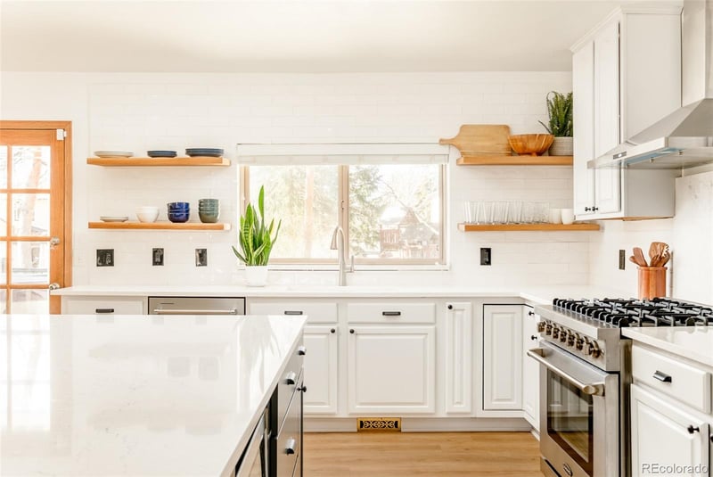 5462 Geddes Pl, Littleton, CO 80128