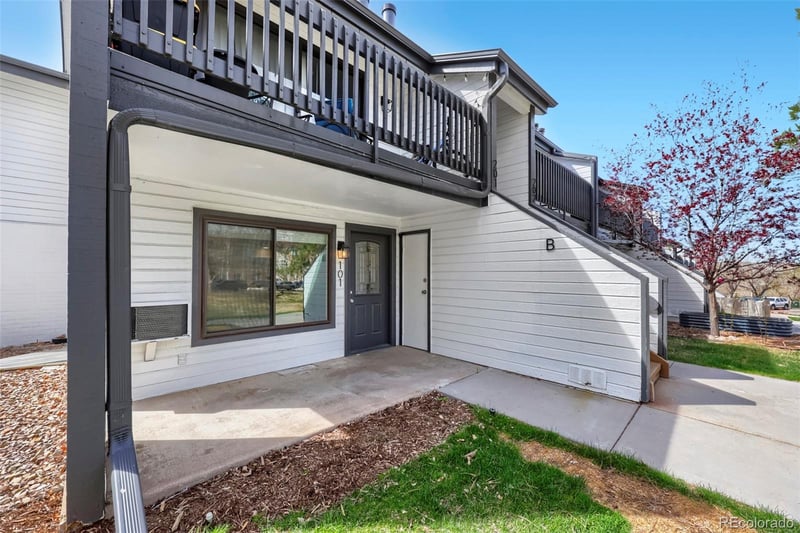 532 Oakwood Dr #B101, Castle Rock, CO 80104