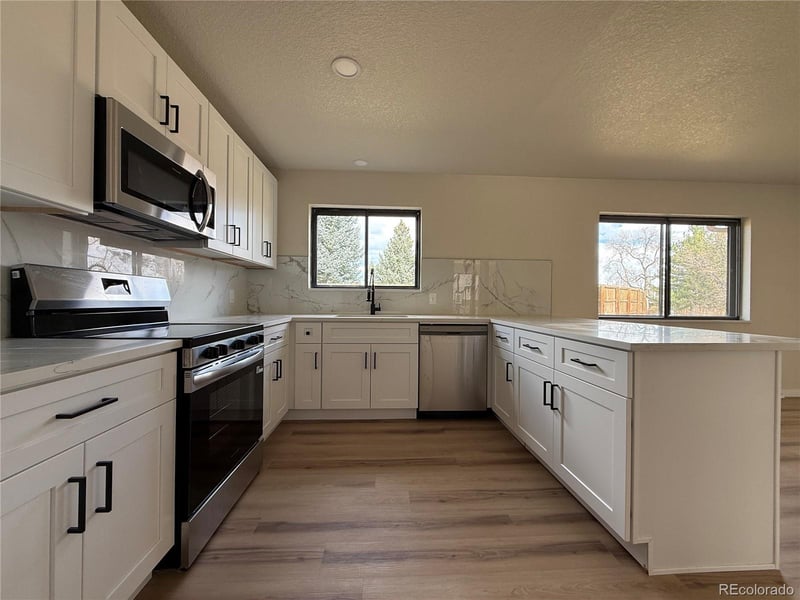 243 Vance St, Lakewood, CO 80226