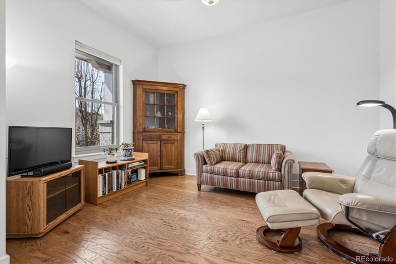 11399 25th Dr, Aurora, CO 80010