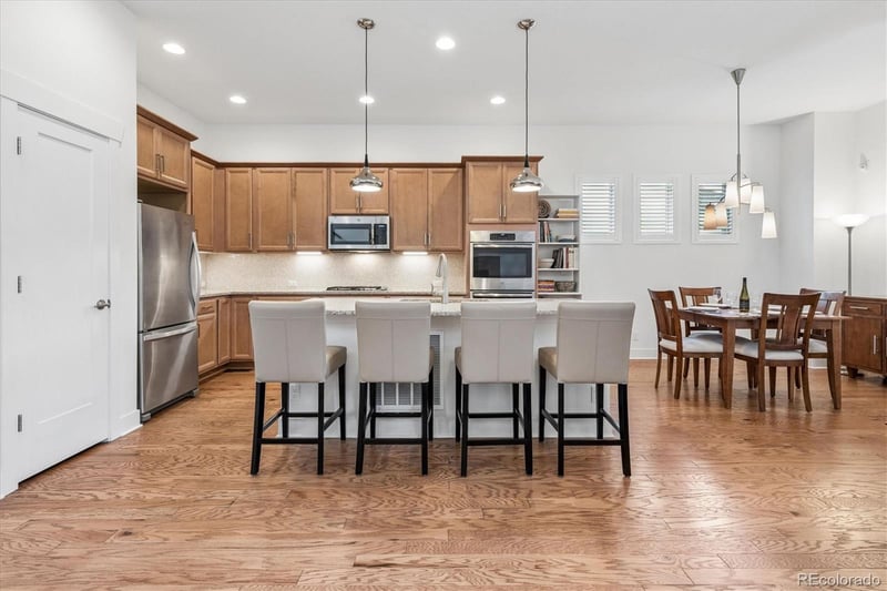 11399 25th Dr, Aurora, CO 80010