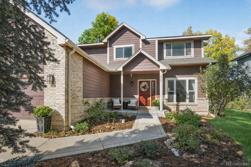 8009 James Ct, Niwot, CO 80503