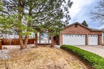18379 Linvale Dr, Aurora, CO 80013