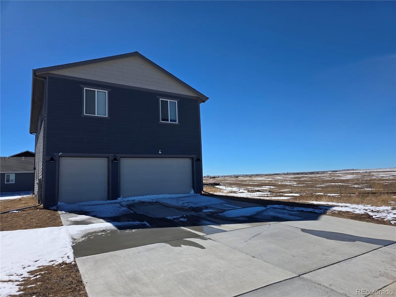 54889 31st Ave, Strasburg, CO 80136