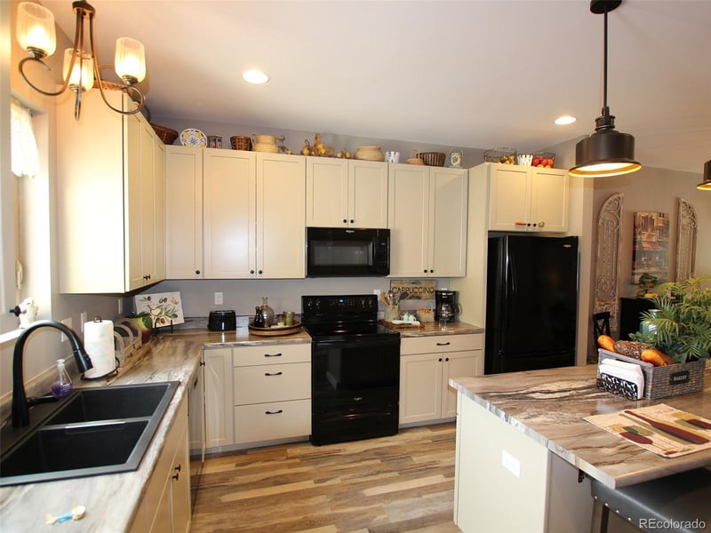 219 Summitview Ln, Poncha Springs, CO 81201