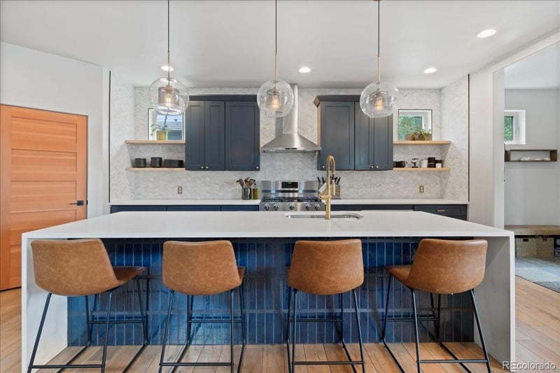 2533 N Emerson St, Denver, CO 80205