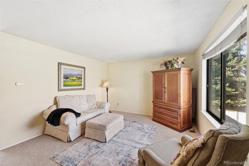 6222 70th Ave, Arvada, CO 80003