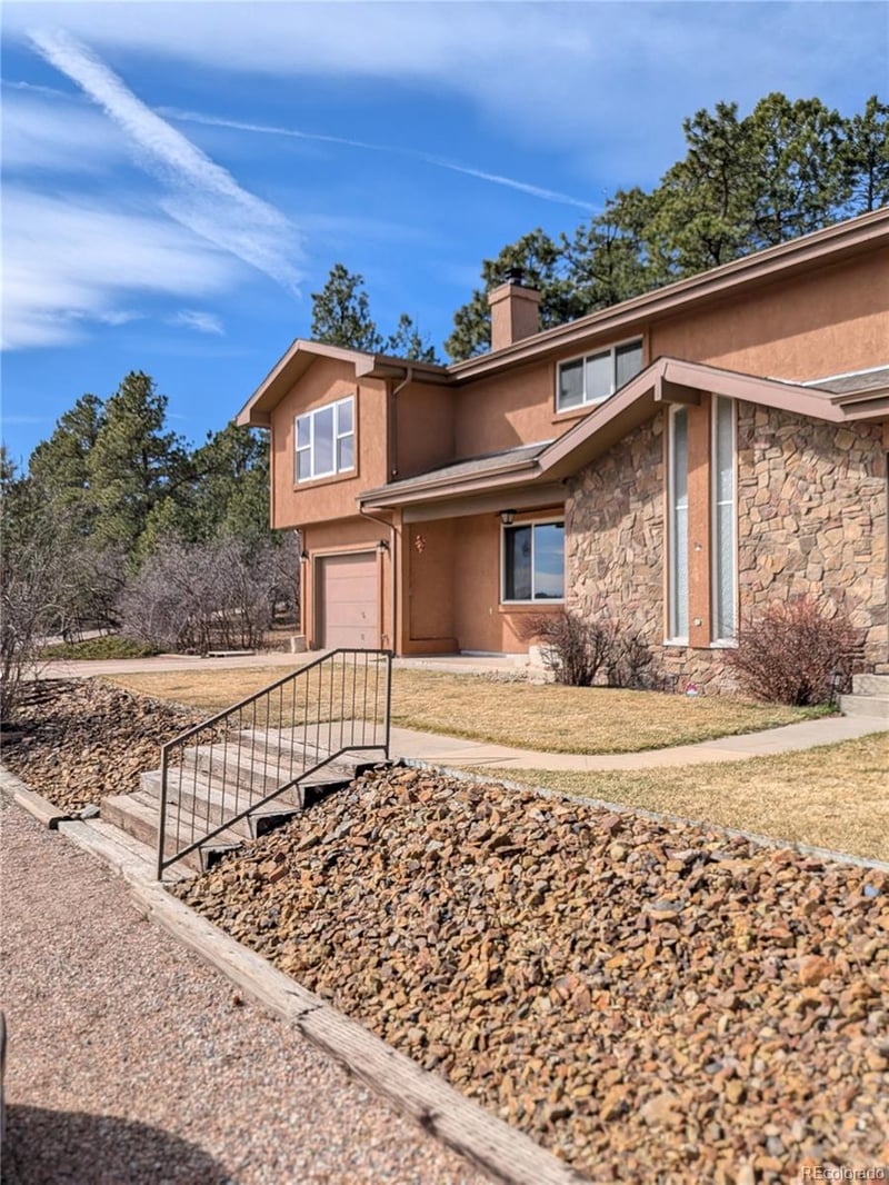 15050 Sun Hills Dr, Colorado Springs, CO 80921