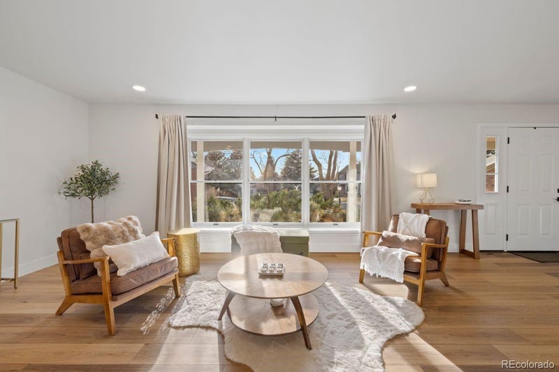 5984 Florence Ct, Englewood, CO 80111