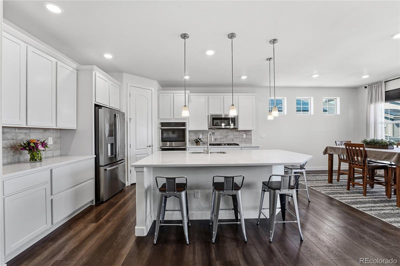 7939 Laramie River Ln, Littleton, CO 80125