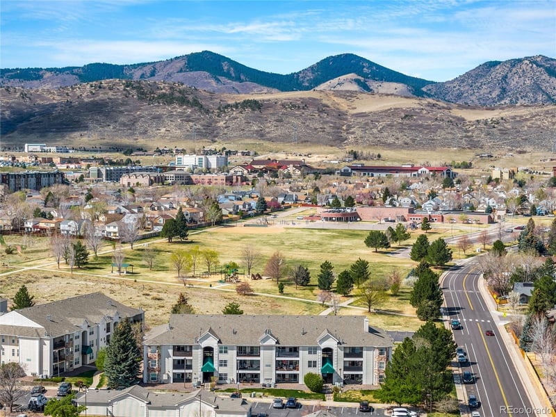 12304 Cross Dr #103, Littleton, CO 80127