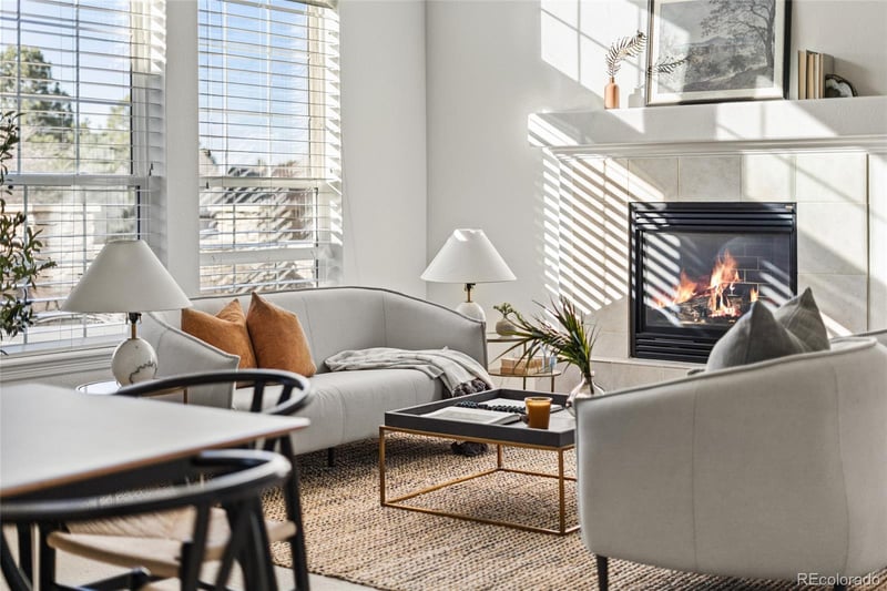 8880 Edinburgh Cir, Highlands Ranch, CO 80129