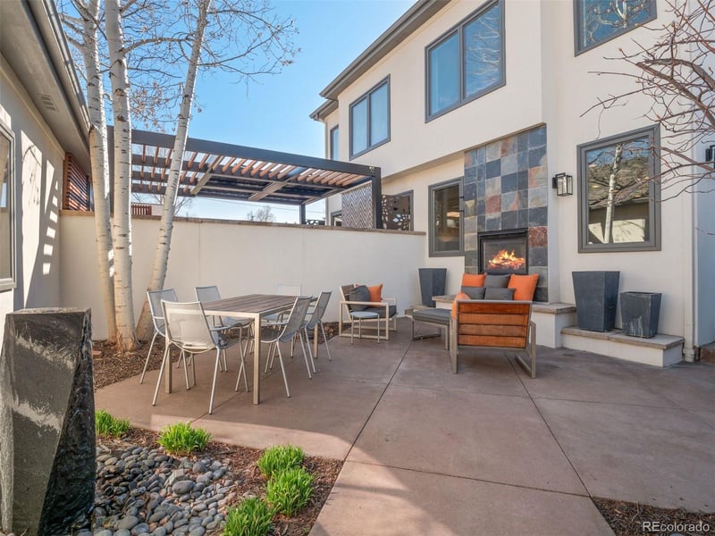 1650 Washington St, Denver, CO 80210