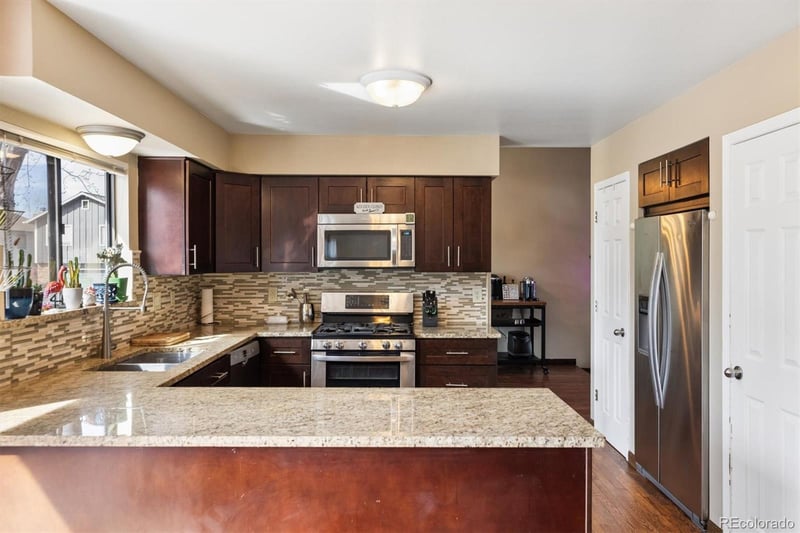 7293 Crescent Dr, Littleton, CO 80120