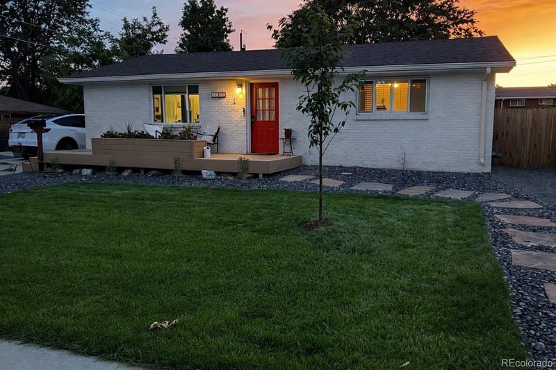 9585 53rd Pl, Arvada, CO 80002