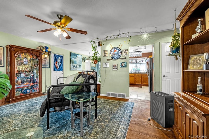 101 Trump Ave, Colorado Springs, CO 80909