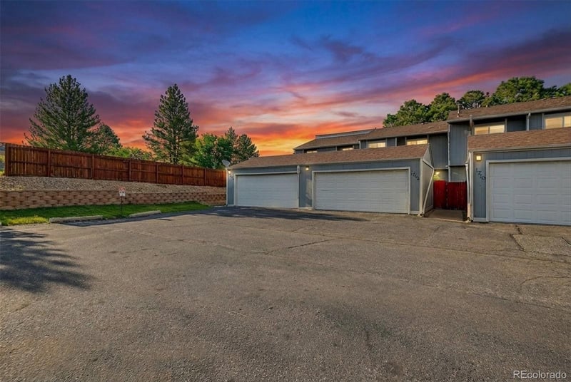 1700 Helena St, Aurora, CO 80017