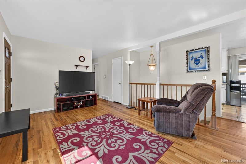 1231 Radcliff Ave, Englewood, CO 80110