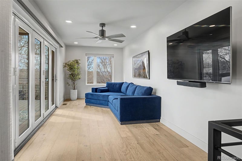 288 Monroe St, Denver, CO 80206