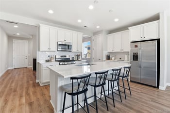 924 Waterloo St, Aurora, CO 80018